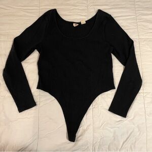 NWOT Levi’s Body Suit Womens XL Black Ribbed Long Sleeve Knit Scoop Neck